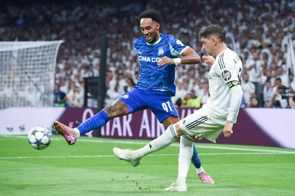 wUiRE, 员奥巴梅扬 wUiRE, 员奥巴梅扬