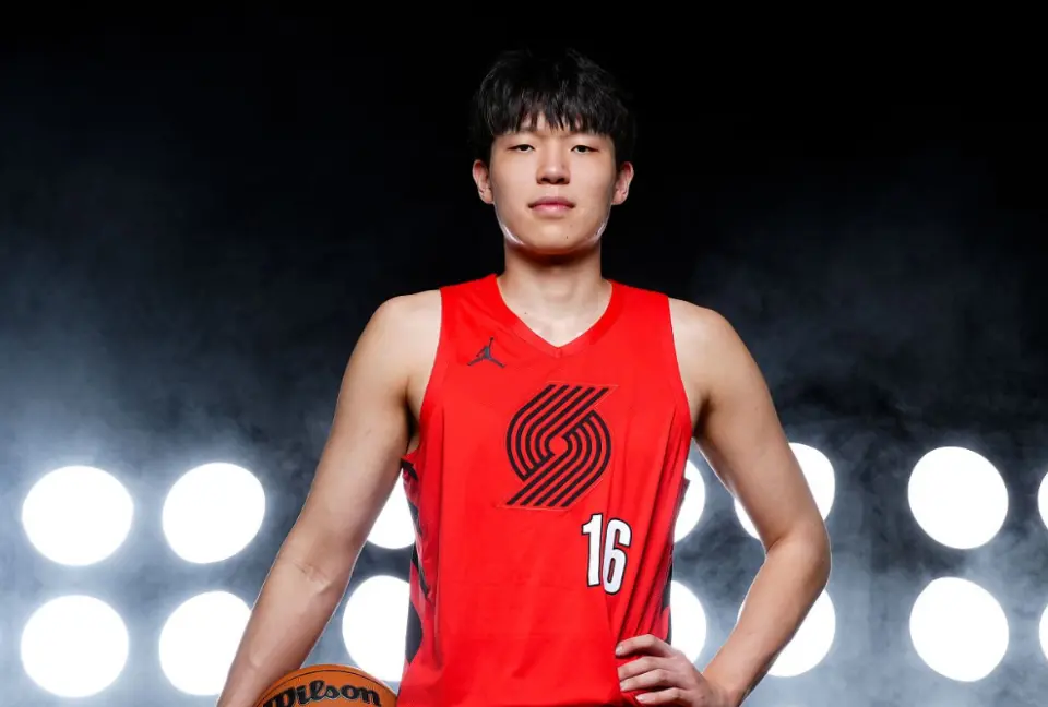 entit, 配得上去年